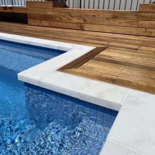 polar-white-marble-pool-coping-3-1030x773 copia